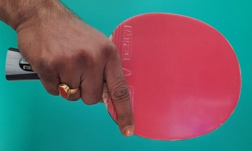 Shakehand grip in table tennis