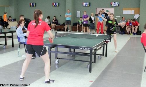 Return shot in a table tennis game